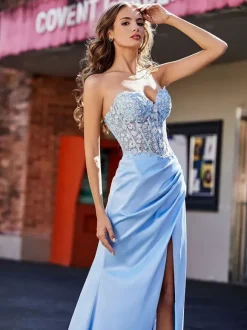Prom Dress Ball Gown Strapless Lace Sleeveless Applique Pageant Dresses