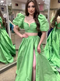 Prom Dress Taffeta Sweetheart Neck Ball Gown Short Sleeves Split Front Party Dresses