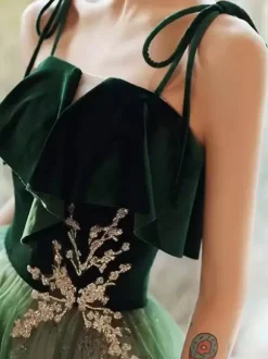 Prom Dress 2026 Ball Gown V-Neck Floor-Length Sleeveless Lace-Up Party Dresses