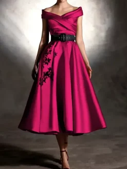 Prom Dress Satin Fabric Designed Neckline Ball Gown Short Sleeves Applique Party Dresses