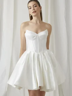 Short Wedding Dress Short Sweetheart Neck Sleeveless Short Natural Waist Lace Bridal Gowns