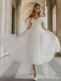 short wedding dress V-Neck Short Sleeves A-Line Natural Waist Organza short bridal dress