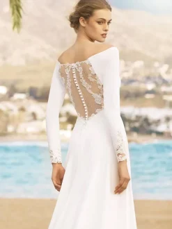 Simple Wedding Dress A-Line Bateau Neck Long Sleeves Lace Bridal Dresses