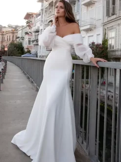 Simple Wedding Dress Mermaid V-Neck Long Sleeves Pleated Bridal Dresses