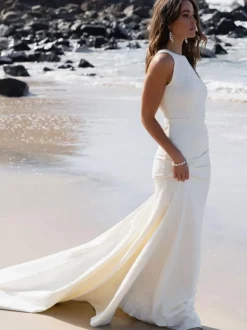 Simple Wedding Dress Mermaid Jewel Neck Sleeveless Bridal Gowns Free Customization