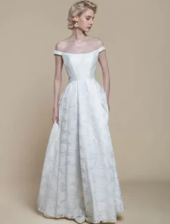 Simple Wedding Dress Polyester Bateau Neck Flowers A-Line Bridal Dresses