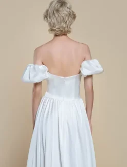 Simple Wedding Dress Princess Silhouette Strapless Short Sleeves 30cm Bridal Gowns