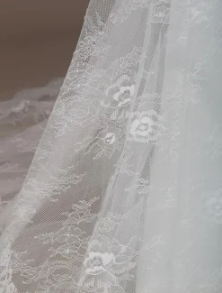 Simple Wedding Dress A Line V Neck Long Sleeves Lace Floor Length Bridal Gowns Free Customization
