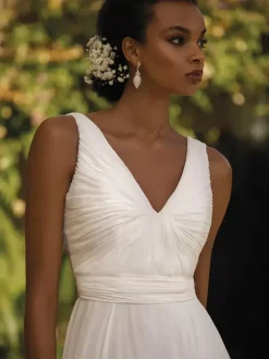Simple Wedding Dress Chiffon V-Neck Sleeveless Sash A-Line Bridal Dresses