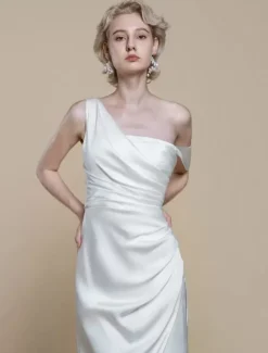 Simple Wedding Dress Mermaid Designed Neckline Sleeveless Lace 20cm Bridal Gowns