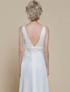 Simple Wedding Dress Satin Fabric V-Neck Sleeveless Lace Ball Gown 30cm Bridal Gowns