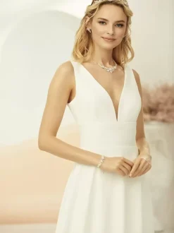 Simple Wedding Dress Satin Fabric V-Neck Sleeveless A-Line Bridal Gowns