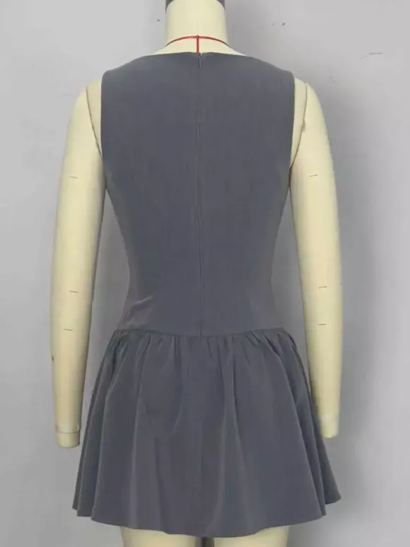 Sleeveless Pleated Mini Dress With Button-Front In Grey For Summer 2026