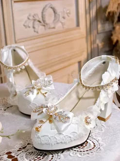 Sweet Lolita Footwear White Pearls Chains Bows Pointed Toe PU Leather Lolita Pumps