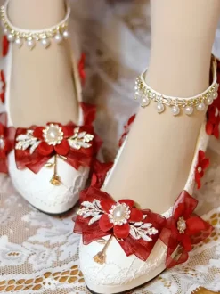 Sweet Lolita Footwear White Pearls Chains Bows Pointed Toe PU Leather Lolita Pumps