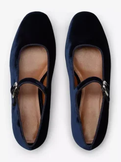 Velvet Ballet Flats Round Toe Mary Jane Ballerina Flats For Women