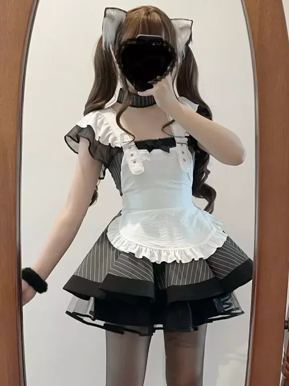 Vintage Elegant Maid Dress Japanese Lolita Style Tiered Apron Dress With Lace Trim Kawaii Gothic Aristocrat Uniform
