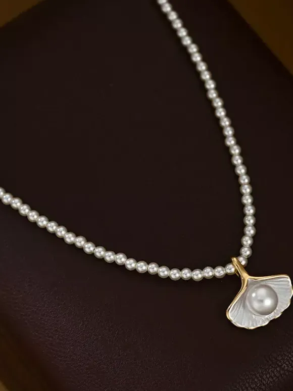 Vintage Ginkgo Leaf Charm Thin Pearl Strand Elegant Women Neck Chain
