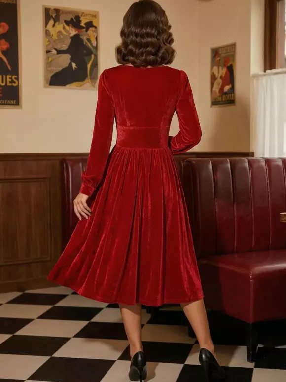 Vintage Glamour Dress 1950s Black Long Sleeves Square Neck Rockabilly Dress