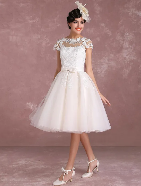 Vintage Short Wedding Dresses Lace Applique Bridal Gown Illusion Bow Sash Bridal Dress Free Customization