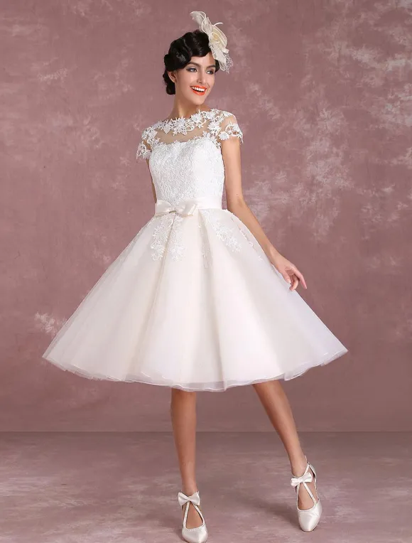 Vintage Short Wedding Dresses Lace Applique Bridal Gown Illusion Bow Sash Bridal Dress Free Customization