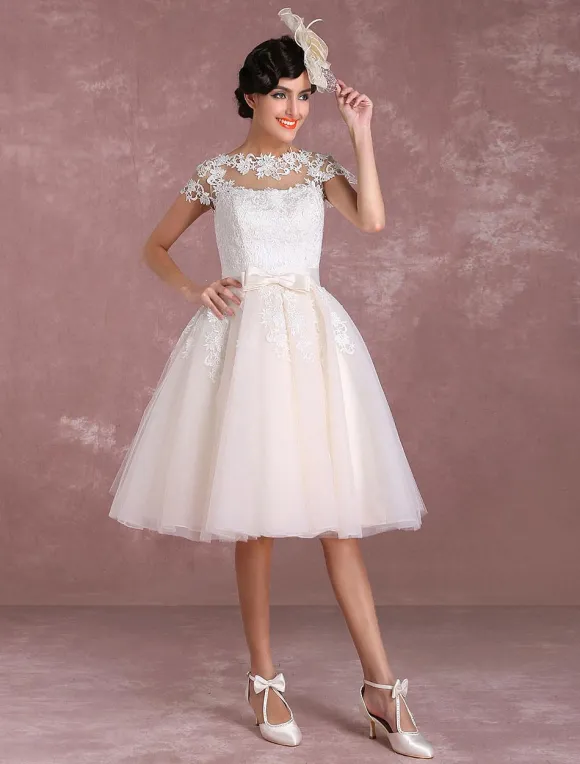 Vintage Short Wedding Dresses Lace Applique Bridal Gown Illusion Bow Sash Bridal Dress Free Customization