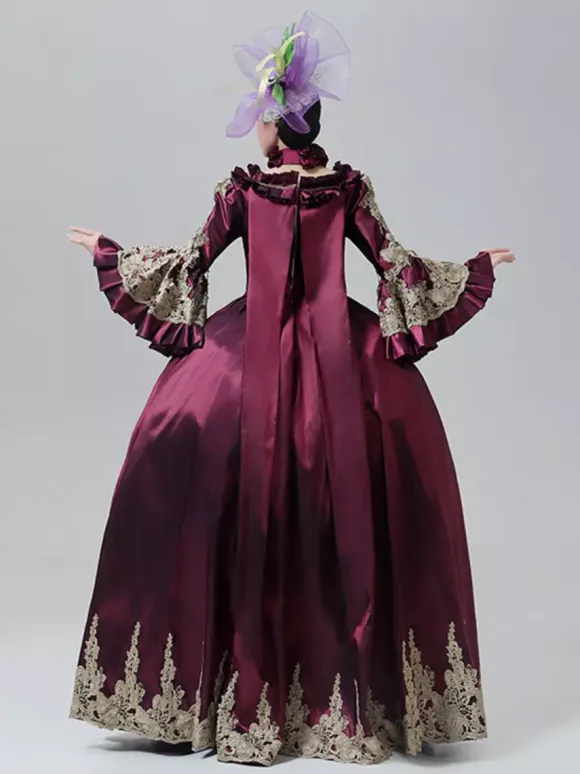 Vintage Victorian Dress Marie Antoinette Style Emboridery Skirt Flare Long Sleeves Vintage Gown