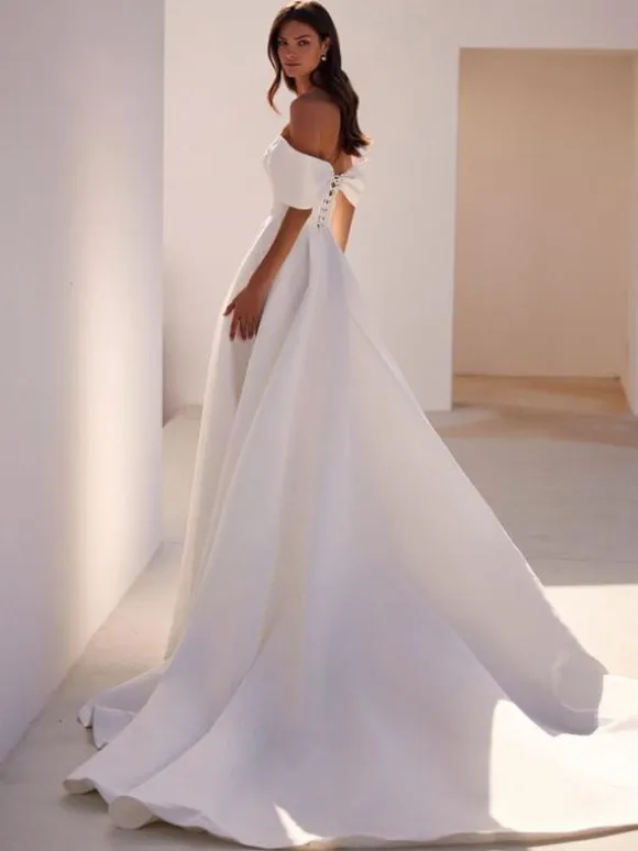 Vintage Wedding Dress Court Train Off-The-Shoulder Sleeveless Satin Fabric Bridal Gowns