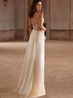 Vintage Wedding Dress Designed Neckline Sleeveless Empire Waist Lace With Train Lace Bridal Gowns