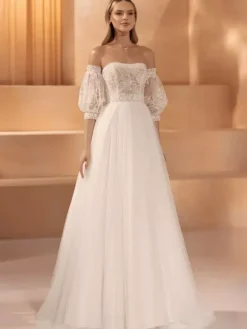 Vintage Wedding Dress Strapless Half Sleeves Natural Waist Lace With Train Lace Bridal Gowns