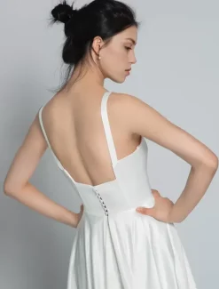 Vintage Wedding Dresses Square Neckline Sleeveless Satin Fabric Court Train Sash Bridal Dress Free Customization
