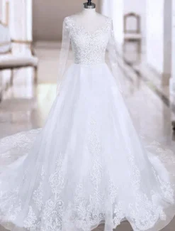 Wedding Dresses 2026 A Line V Neck Long Sleeve Lace Applique Tulle Bridal Gowns With Chapel Train