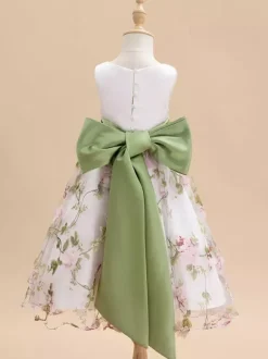 White Flower Girl Dresses White Satin Fabric Sleeveless Jewel Neck Flower Girl Dresses