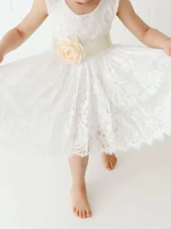White Flower Girl Dresses Jewel Neck Lace Sleeveless Tea Length A Line Lace Kids Social Party Dresses