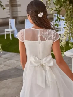 White Flower Girl Dresses White Polyester Short Sleeves Jewel Neck Flower Girl Dresses