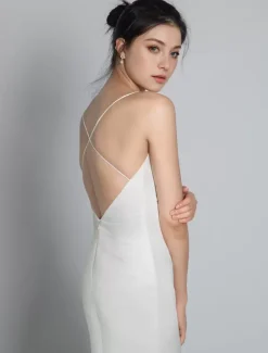 White Simple Mermaid Wedding V-Neck Sleeveless Criss-Cross Spaghetti Straps Lace-Up Backless Satin Fabric Bridal Dresses Free Customization