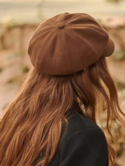 Women Hats Beautiful Acrylic Fiber Coffee Brown Beret