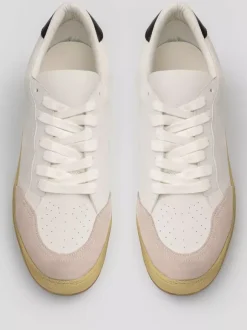 Women White Sneakers Lace Up Skate Sneakers